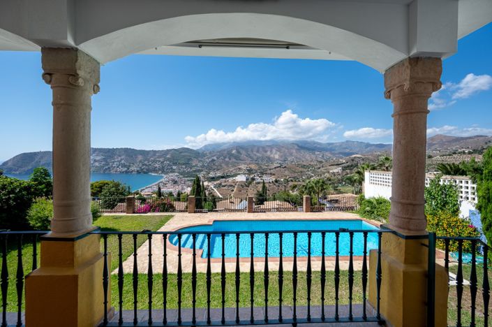 Image No.9-Villa de 6 chambres à vendre à Almuñécar