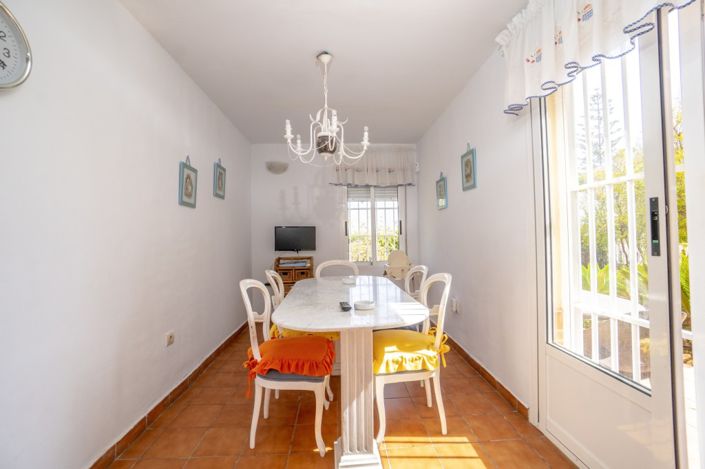 Image No.11-4 Bed Villa for sale