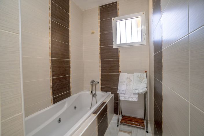 Image No.14-4 Bed Villa for sale