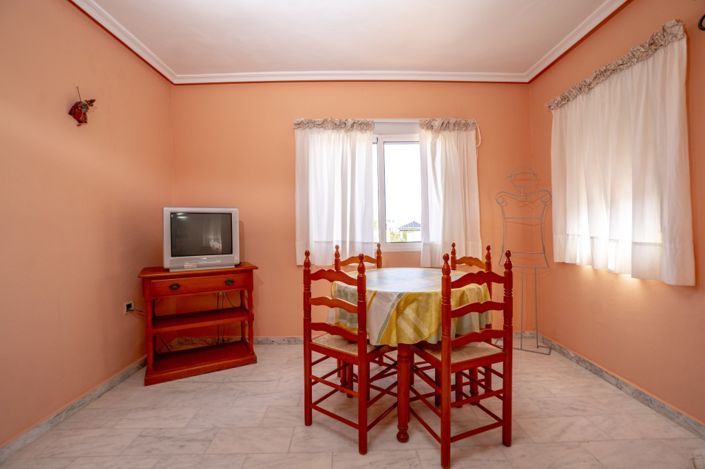 Image No.18-4 Bed Villa for sale