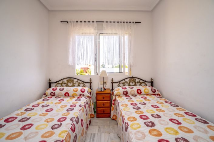 Image No.25-4 Bed Villa for sale