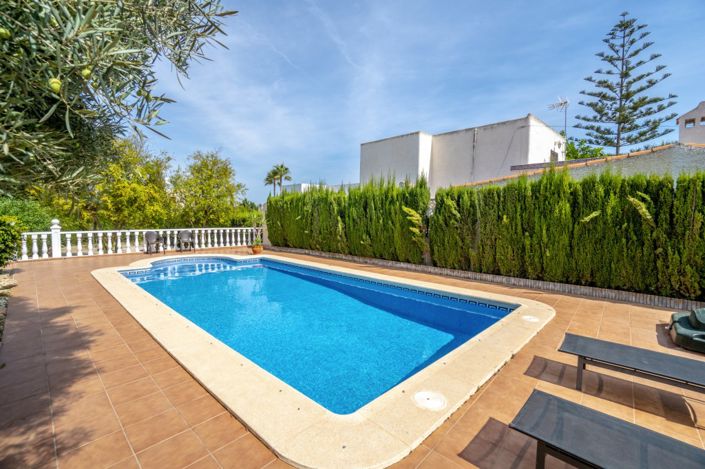 Image No.41-4 Bed Villa for sale