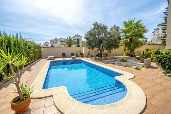 Image No.43-4 Bed Villa for sale