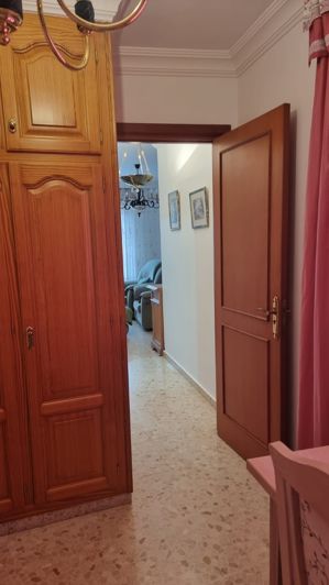 Image No.30-5 Bed Property for sale