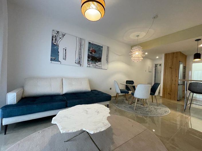 Image No.21-2 Bed Property for sale