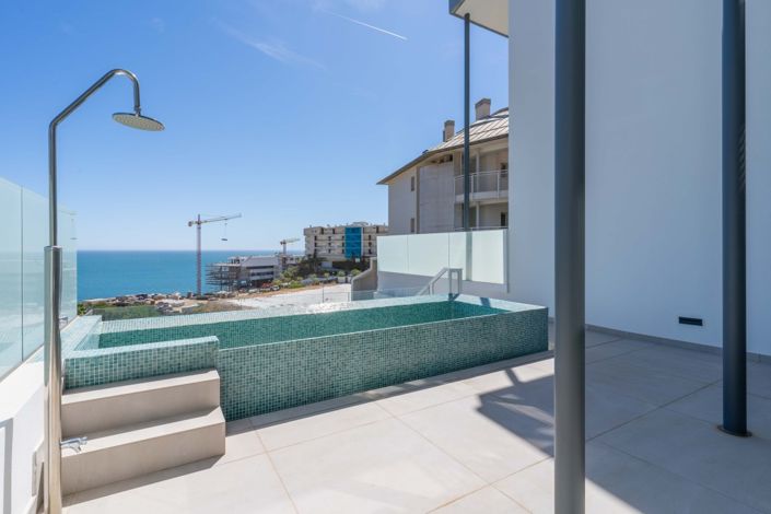 Image No.15-5 Bed Townhouse for sale