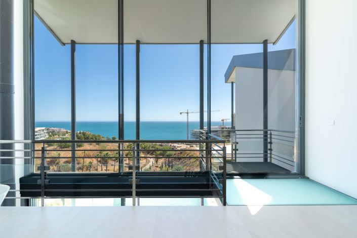 Image No.2-5 Bed Townhouse for sale