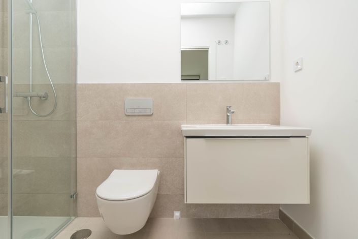 Image No.28-5 Bed Townhouse for sale