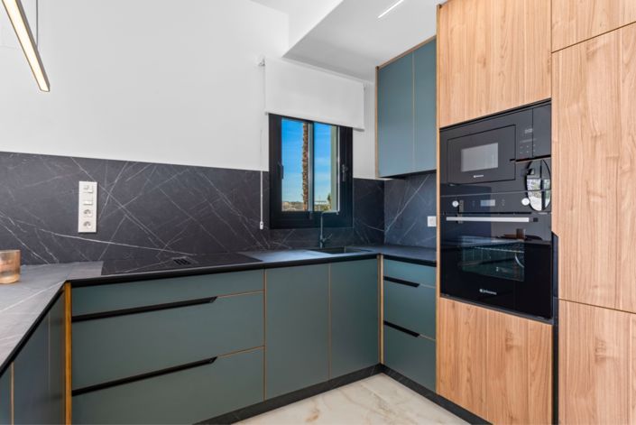 Image No.21-3 Bed Villa for sale