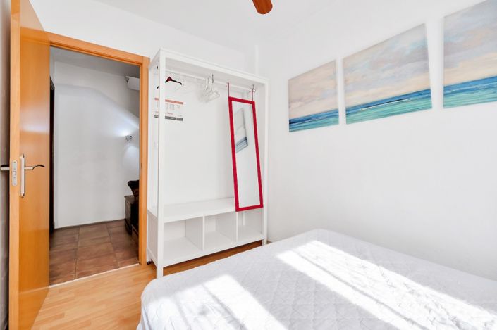 Image No.13-3 Bed Townhouse for sale