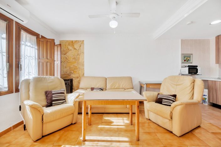 Image No.4-3 Bed Townhouse for sale