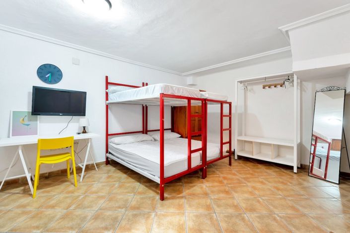 Image No.8-3 Bed Townhouse for sale