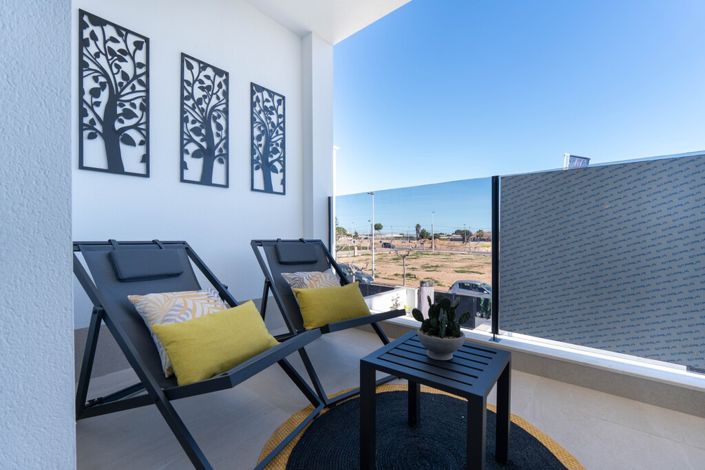 Image No.12-3 Bed Villa for sale