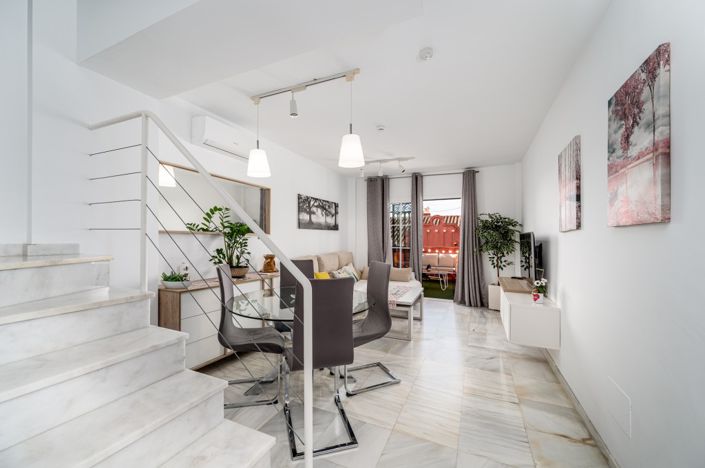 Image No.2-3 Bed Townhouse for sale