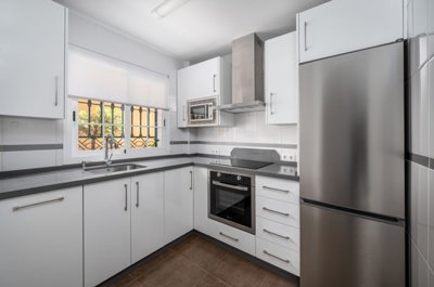 bzpaap105112643601024v025b8