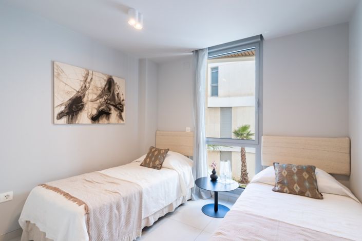 Image No.16-2 Bed Apartment for sale