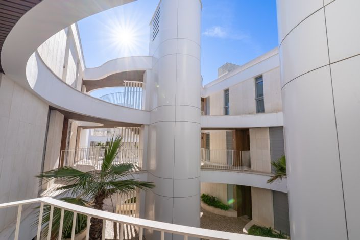 Image No.18-2 Bed Apartment for sale