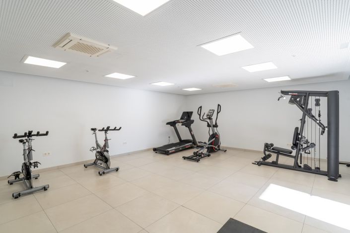 Image No.20-2 Bed Apartment for sale