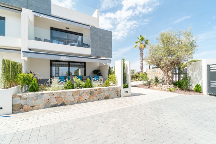 Image No.1-Propriété de 3 chambres à vendre à Torrevieja