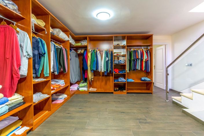 Image No.11-5 Bed Villa for sale