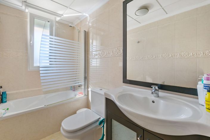 Image No.14-5 Bed Villa for sale