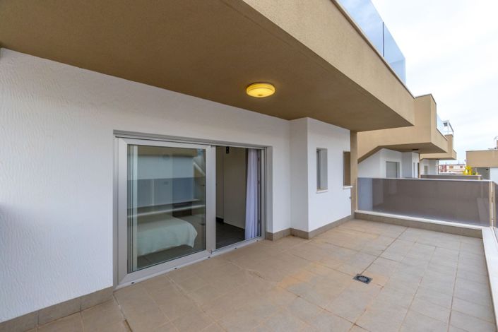 Image No.19-3 Bed Villa for sale