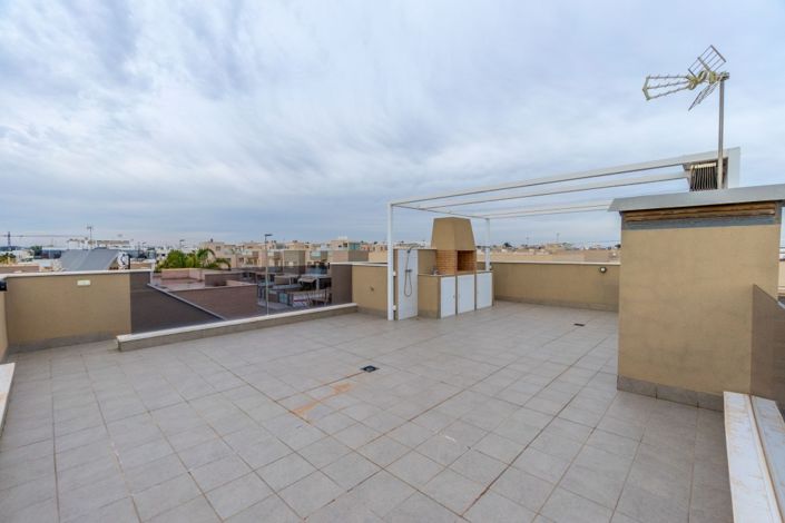 Image No.22-3 Bed Villa for sale