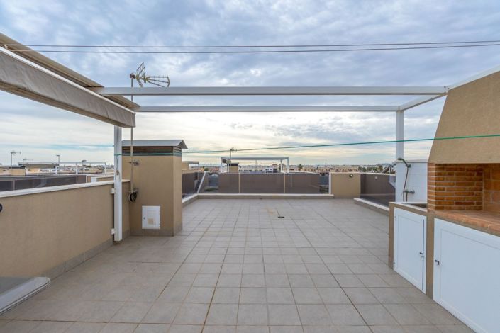 Image No.25-3 Bed Villa for sale