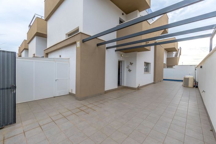 Image No.27-3 Bed Villa for sale