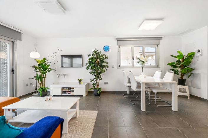 Image No.6-3 Bed Villa for sale