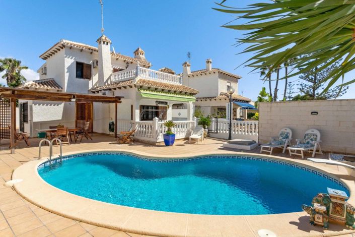 Image No.1-Villa de 4 chambres à vendre à Orihuela