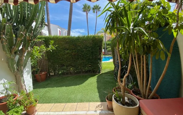 Image No.1-Propriété de 2 chambres à vendre à Estepona