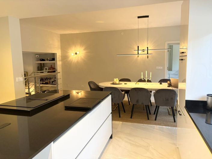 Image No.8-Villa de 7 chambres à vendre à San Roque