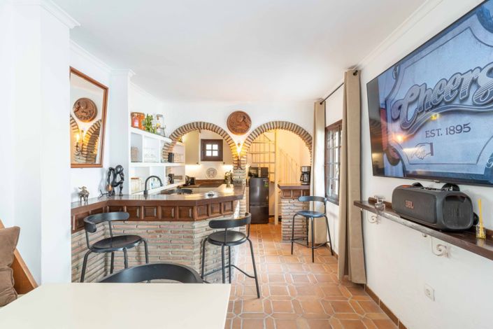 Image No.4-2 Bed Townhouse for sale