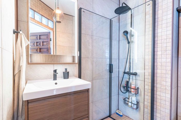 Image No.8-2 Bed Townhouse for sale