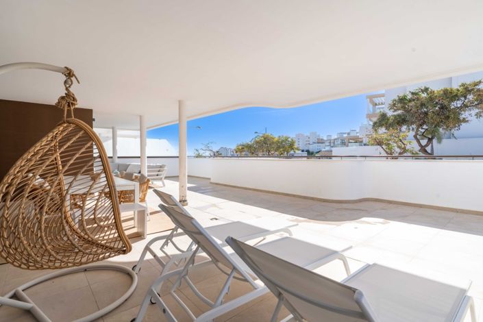 Image No.3-Appartement de 4 chambres à vendre à Estepona