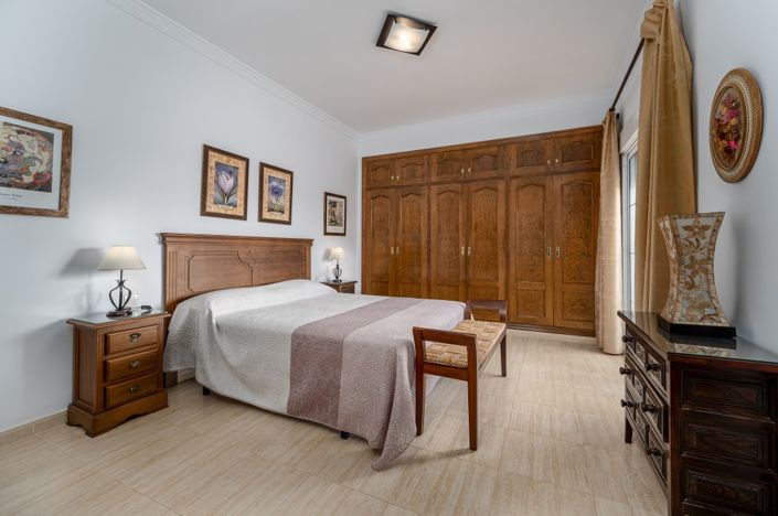 Image No.15-4 Bed Villa for sale