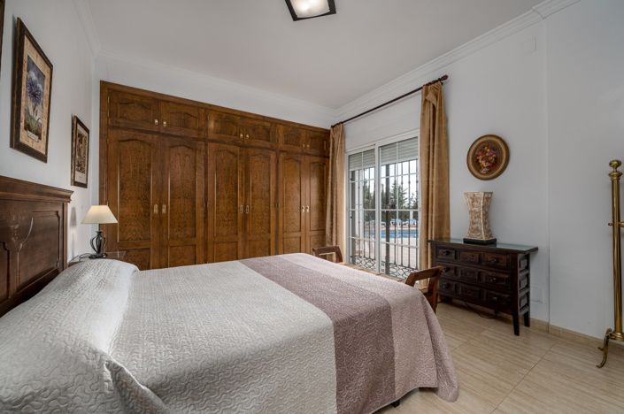 Image No.16-4 Bed Villa for sale