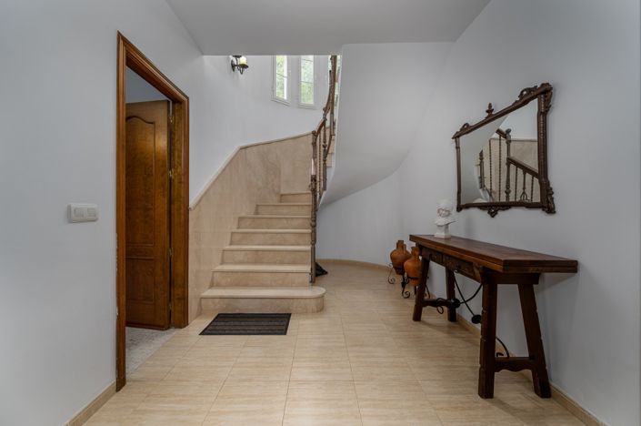 Image No.23-4 Bed Villa for sale