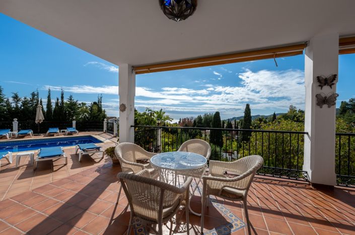 Image No.3-4 Bed Villa for sale