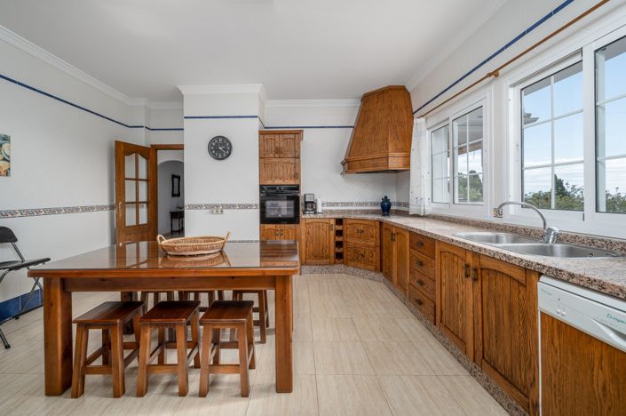 Image No.6-4 Bed Villa for sale