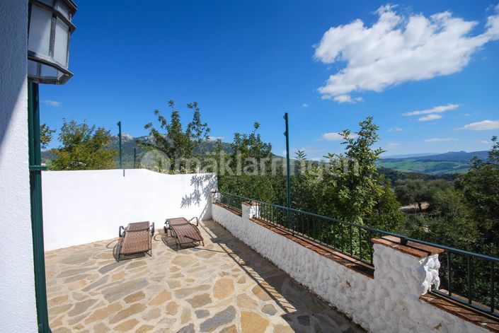 Image No.51-18 Bed Villa for sale