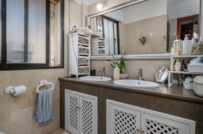 Image No.23-4 Bed Villa for sale