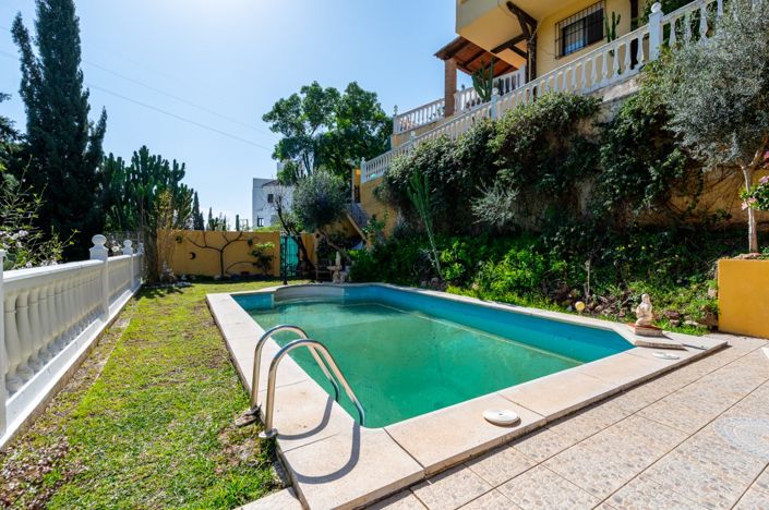 Image No.26-4 Bed Villa for sale