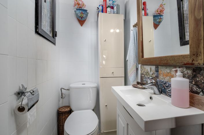 Image No.3-4 Bed Villa for sale