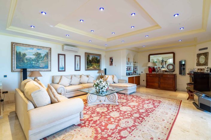 Image No.24-7 Bed Villa for sale