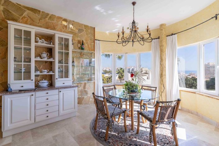 Image No.41-7 Bed Villa for sale
