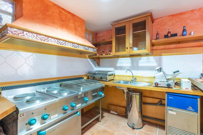 Image No.43-7 Bed Villa for sale