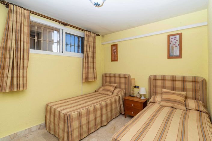 Image No.52-7 Bed Villa for sale