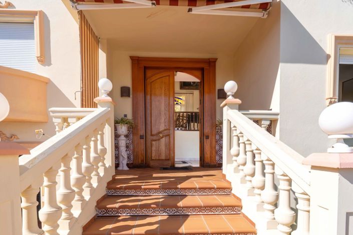 Image No.60-7 Bed Villa for sale
